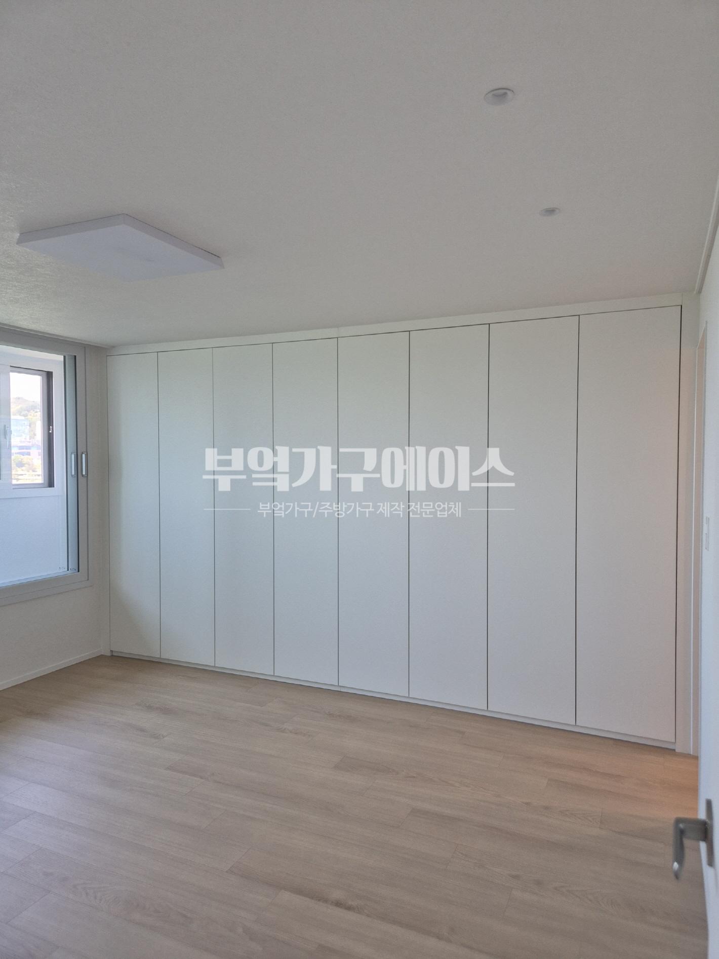2039441585_lXFOdgH1_3bf2987b8c5feac1aabab5536df10e9cc24cd2cc.jpg 이미지크게보기